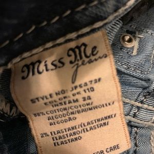 Miss Me Size 27 inseam 34